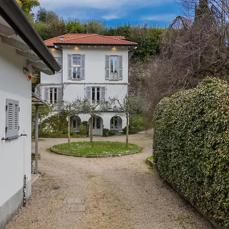 Olga With Private Pool By Rent Villa